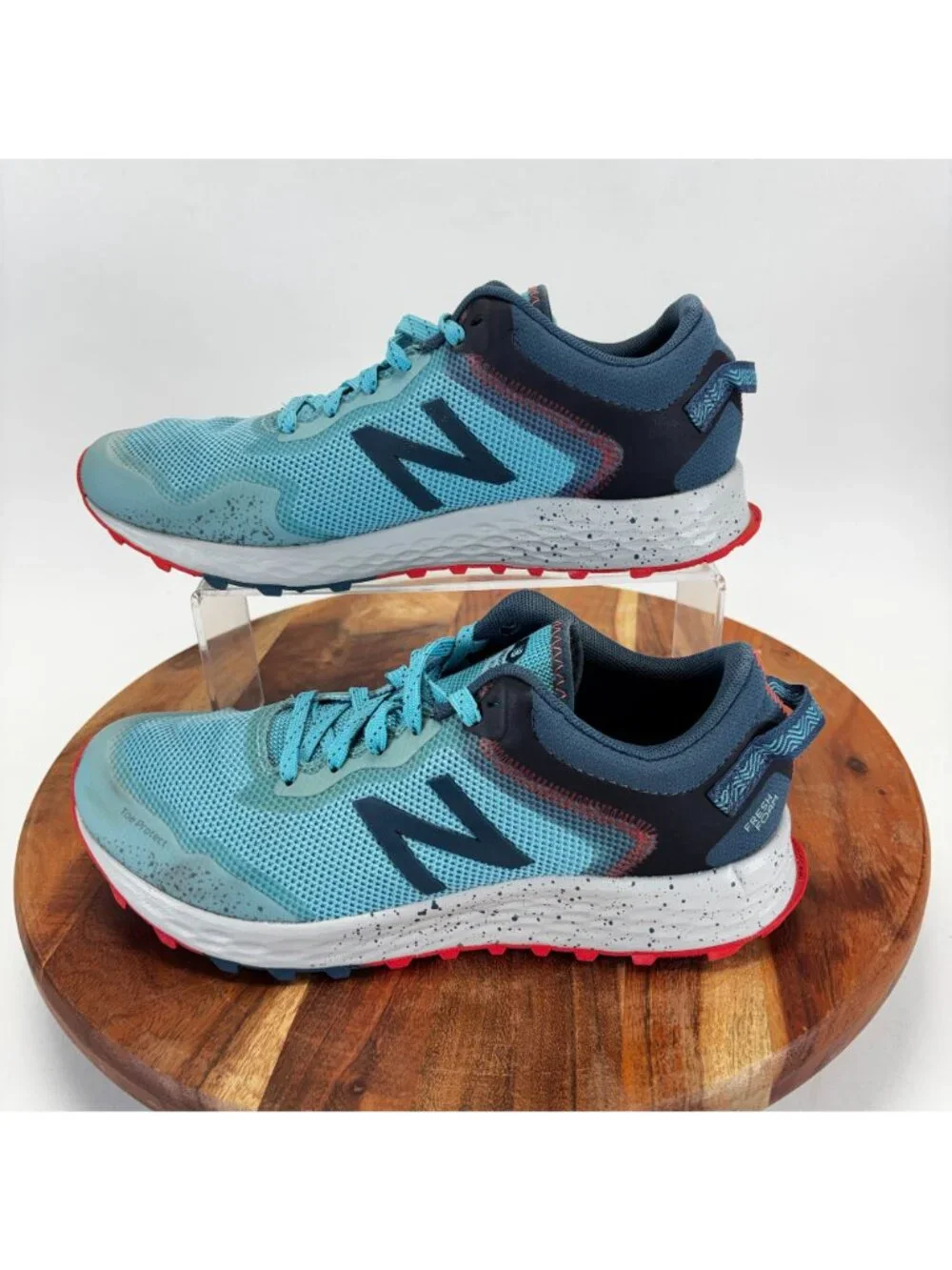 New Balance Fresh Foam Arishi Shoes Womens Size 9.5 Blue Trail Running Sneakers